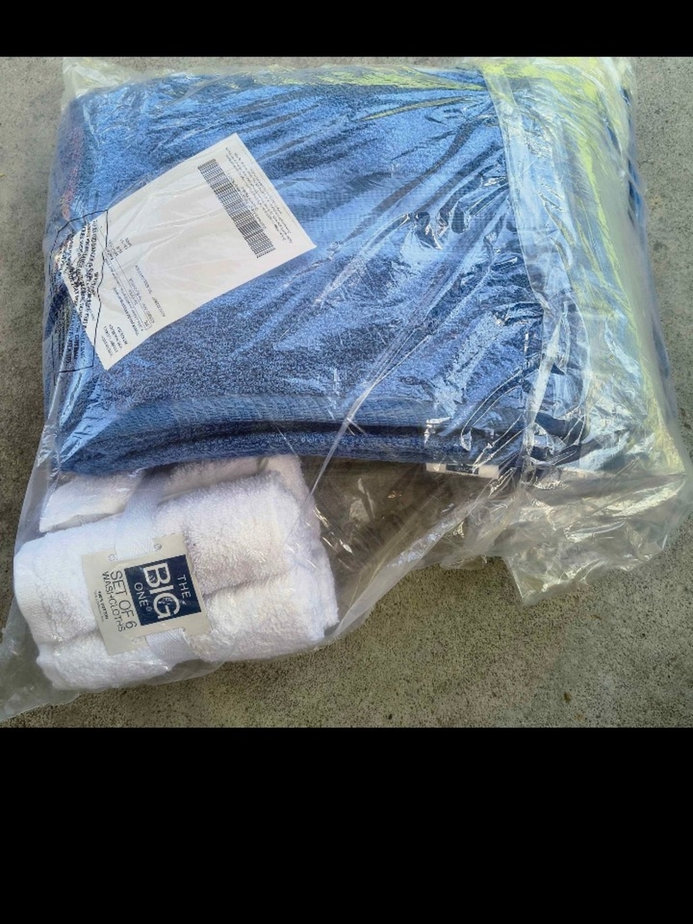 The Big One Blue Bath Towel set of 4 & a 6-Piece White Washcloth Set
